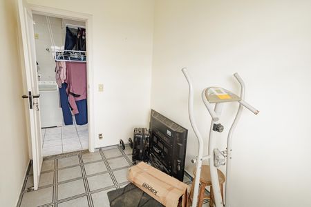 Apartamento à venda com 300m², 5 quartos e 2 vagas Apartamento à venda com 300m², 5 quartos e 2 vagasQuarto 1
