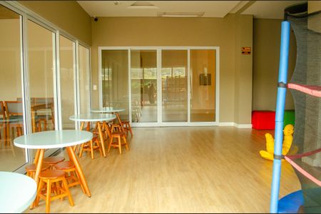 Apartamento para alugar com 120m², 3 quartos e 2 vagas Apartamento para alugar com 120m², 3 quartos e 2 vagasBrinquedoteca