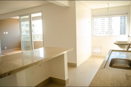 Apartamento para alugar com 120m², 3 quartos e 2 vagas Apartamento para alugar com 120m², 3 quartos e 2 vagasCozinha