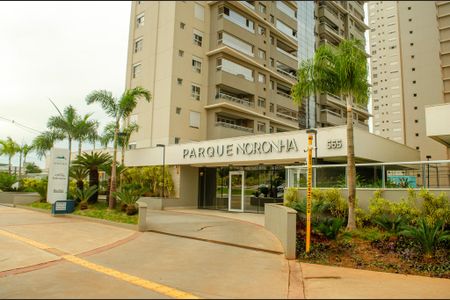 Apartamento para alugar com 120m², 3 quartos e 2 vagas Apartamento para alugar com 120m², 3 quartos e 2 vagasFachada e portaria