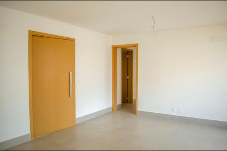 Apartamento para alugar com 120m², 3 quartos e 2 vagas Apartamento para alugar com 120m², 3 quartos e 2 vagasSala