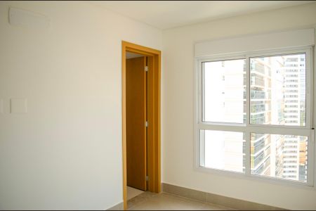 Apartamento para alugar com 120m², 3 quartos e 2 vagas Apartamento para alugar com 120m², 3 quartos e 2 vagasSuíte 2