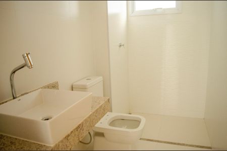 Apartamento para alugar com 120m², 3 quartos e 2 vagas Apartamento para alugar com 120m², 3 quartos e 2 vagasBanheiro da Suíte 2