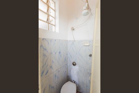 Apartamento para alugar com 65m², 2 quartos e sem vaga Apartamento para alugar com 65m², 2 quartos e sem vagaBanheiro de serviço