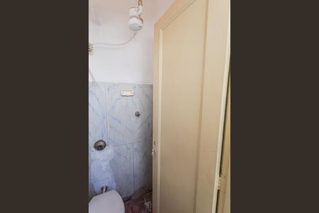 Apartamento para alugar com 65m², 2 quartos e sem vaga Apartamento para alugar com 65m², 2 quartos e sem vagaBanheiro de serviço