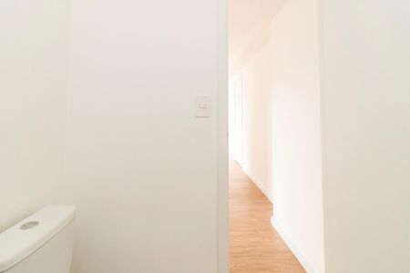 Apartamento à venda com 43m², 2 quartos e sem vaga Apartamento à venda com 43m², 2 quartos e sem vagaBanheiro