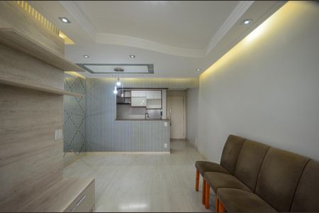 Sala de apartamento para alugar com 3 quartos, 81m² em Vila Cruz das Almas, São Paulo