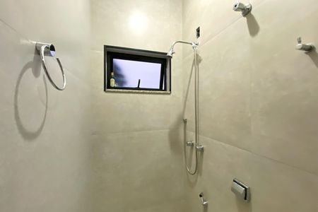 Casa à venda com 360m², 3 quartos e 4 vagas Casa à venda com 360m², 3 quartos e 4 vagasBanheiro de serviço