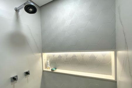 Casa à venda com 360m², 3 quartos e 4 vagas Casa à venda com 360m², 3 quartos e 4 vagasBanheiro da Suíte 2