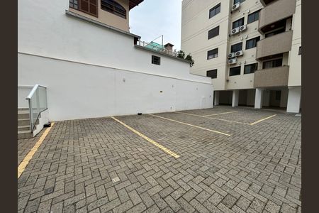 Apartamento para alugar com 35m², 1 quarto e 1 vaga Apartamento para alugar com 35m², 1 quarto e 1 vagaGaragem