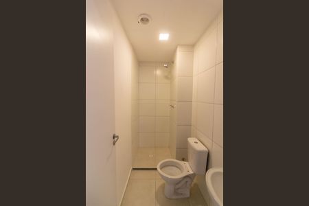 Apartamento para alugar com 34m², 2 quartos e sem vaga Apartamento para alugar com 34m², 2 quartos e sem vagaBanheiro