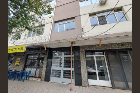 Fachada de apartamento à venda com 2 quartos, 81m² em São Geraldo, Porto Alegre