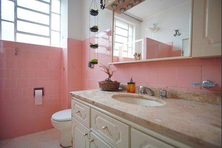 Banheiro Corredor de apartamento à venda com 2 quartos, 81m² em São Geraldo, Porto Alegre