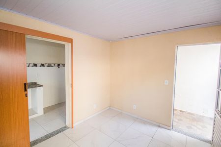 Sala de casa à venda com 2 quartos, 300m² em Realengo, Rio de Janeiro