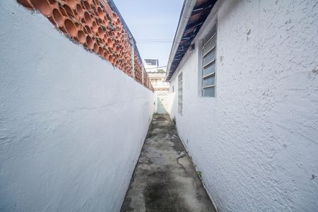 Casa à venda com 300m², 2 quartos e 1 vaga Casa à venda com 300m², 2 quartos e 1 vagaÁrea externa