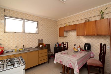 Apartamento à venda com 104m², 2 quartos e 1 vaga Apartamento à venda com 104m², 2 quartos e 1 vagaCozinha