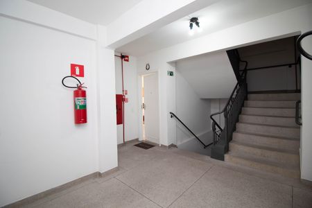 Apartamento à venda com 104m², 2 quartos e 1 vaga Apartamento à venda com 104m², 2 quartos e 1 vagaHall de entrada