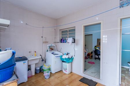 Casa à venda com 316m², 3 quartos e 2 vagas Casa à venda com 316m², 3 quartos e 2 vagasÁrea de Serviço