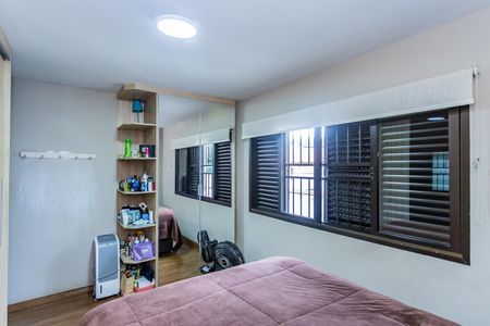 Casa à venda com 316m², 3 quartos e 2 vagas Casa à venda com 316m², 3 quartos e 2 vagasQuarto 3