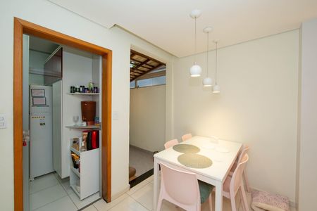 Apartamento à venda com 80m², 2 quartos e 1 vaga