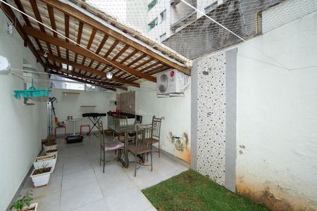 Apartamento à venda com 80m², 2 quartos e 1 vaga