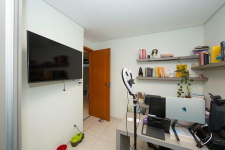 Apartamento à venda com 80m², 2 quartos e 1 vaga