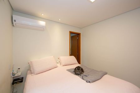Apartamento à venda com 2 quartos, 80m² em Cinquentenario, Belo Horizonte
