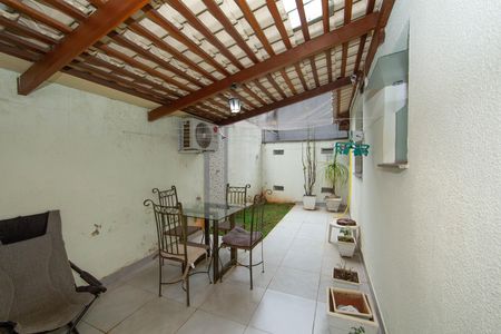 Apartamento à venda com 80m², 2 quartos e 1 vaga