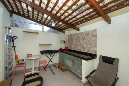Apartamento à venda com 80m², 2 quartos e 1 vaga