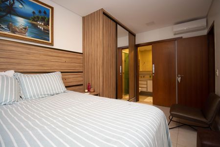 Apartamento para alugar com 78m², 2 quartos e 2 vagas Apartamento para alugar com 78m², 2 quartos e 2 vagasSuíte