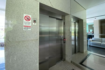 Apartamento para alugar com 78m², 2 quartos e 2 vagas Apartamento para alugar com 78m², 2 quartos e 2 vagasÁrea comum