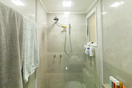 Apartamento à venda com 64m², 2 quartos e 1 vaga Apartamento à venda com 64m², 2 quartos e 1 vagaBanheiro da Suíte