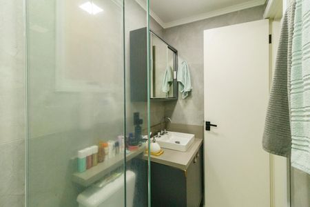 Apartamento à venda com 64m², 2 quartos e 1 vaga Apartamento à venda com 64m², 2 quartos e 1 vagaBanheiro da Suíte