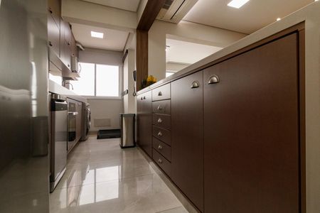 Apartamento à venda com 64m², 2 quartos e 1 vaga Apartamento à venda com 64m², 2 quartos e 1 vagaCozinha e Área de Serviço