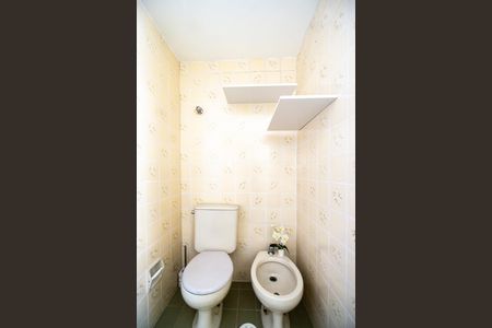 Apartamento para alugar com 140m², 3 quartos e 1 vagaBanheiro 