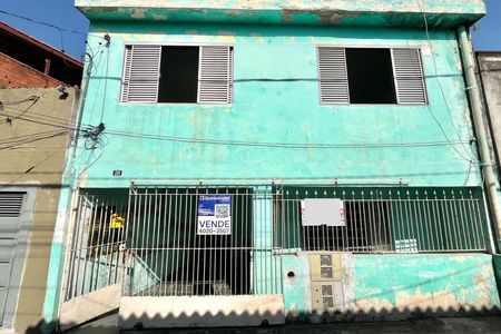 Casa para alugar com 40m², 1 quarto e sem vaga Casa para alugar com 40m², 1 quarto e sem vagaFachada