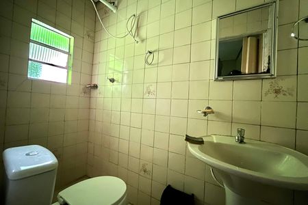 Banheiro de casa para alugar com 1 quarto, 40m² em Vila do Encontro, São Paulo