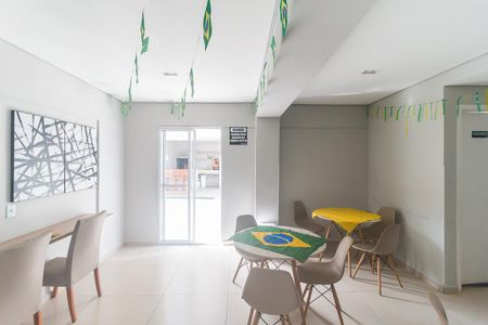 Apartamento para alugar com 68m², 2 quartos e 1 vaga Apartamento para alugar com 68m², 2 quartos e 1 vagaÁrea comum - Salão de festas