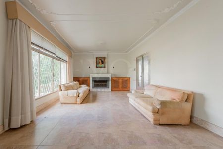 Casa à venda com 341m², 6 quartos e 4 vagasFoto 15