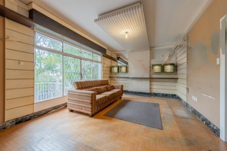 Casa à venda com 341m², 6 quartos e 4 vagasFoto 07