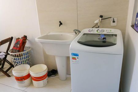 Casa de condomínio à venda com 100m², 2 quartos e 1 vaga