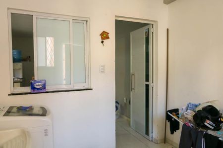 Casa de condomínio à venda com 100m², 2 quartos e 1 vaga