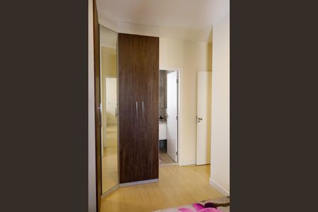 Apartamento à venda com 57m², 2 quartos e 1 vaga Apartamento à venda com 57m², 2 quartos e 1 vagaQuarto 2 - Suíte