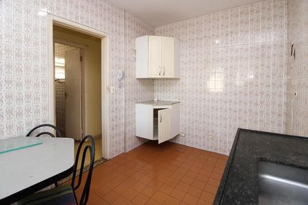 Apartamento para alugar com 75m², 2 quartos e 1 vaga Apartamento para alugar com 75m², 2 quartos e 1 vagaCozinha
