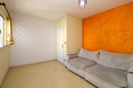 Sala de apartamento para alugar com 2 quartos, 75m² em Jardim Monte Alegre, Taboão da Serra