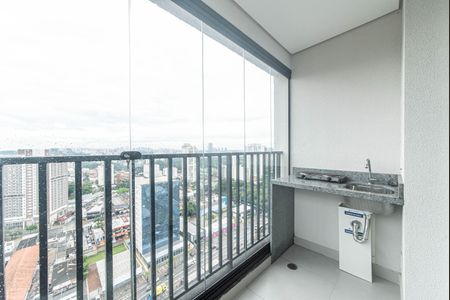 Varanda de kitnet/studio para alugar com 1 quarto, 22m² em Santo Amaro, São Paulo