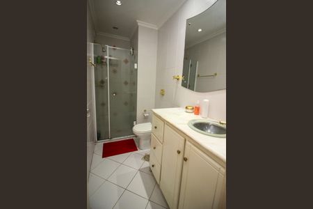 Apartamento à venda com 43m², 1 quarto e sem vaga Apartamento à venda com 43m², 1 quarto e sem vagaBanheiro