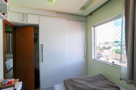 Apartamento à venda com 156m², 3 quartos e 3 vagasQuarto 2