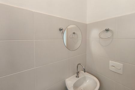 Banheiro de apartamento à venda com 2 quartos, 50m² em Fazenda Lagoa, Campinas