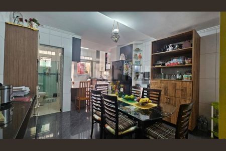 Casa à venda com 3 quartos, 120m² em Jardim Oriental, São Paulo